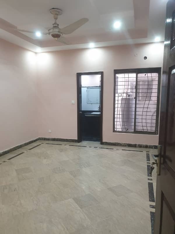 8 Marla House For Sale In Bahria Town Lahore With Gas 18