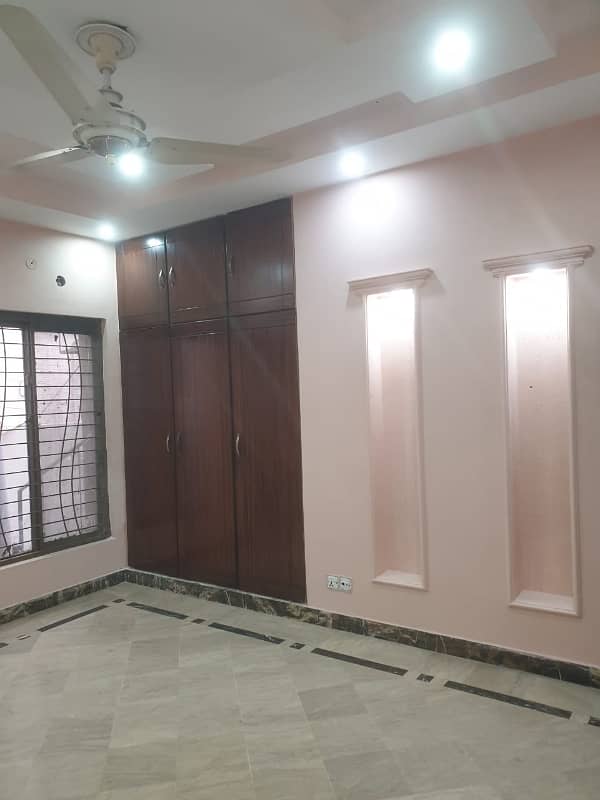 8 Marla House For Sale In Bahria Town Lahore With Gas 19
