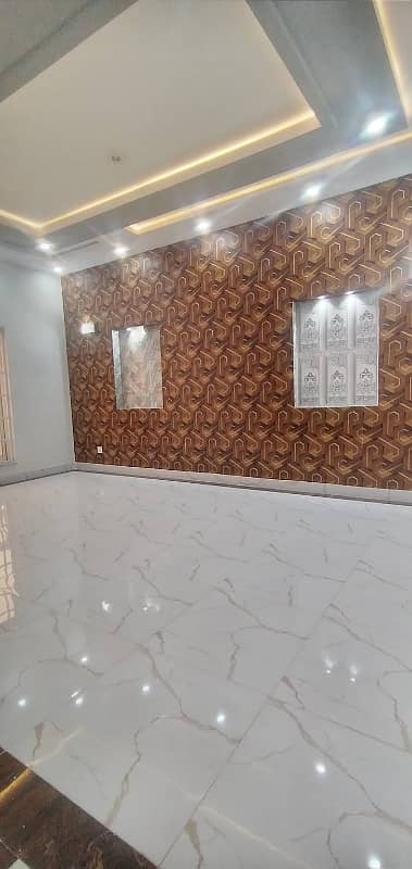 10 Marla Brand New House For Sale In Bahria Orchard (original Pics) Gas Available 14