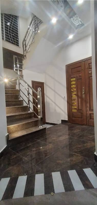 10 Marla Brand New House For Sale In Bahria Orchard (original Pics) Lda Approved 32