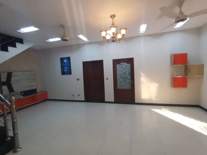 8 MARLA HOUSE For SALE In BAHRIA TOWN LAHORE 1