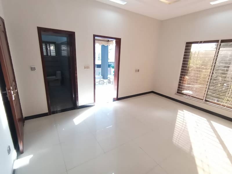 8 MARLA HOUSE For SALE In BAHRIA TOWN LAHORE 18