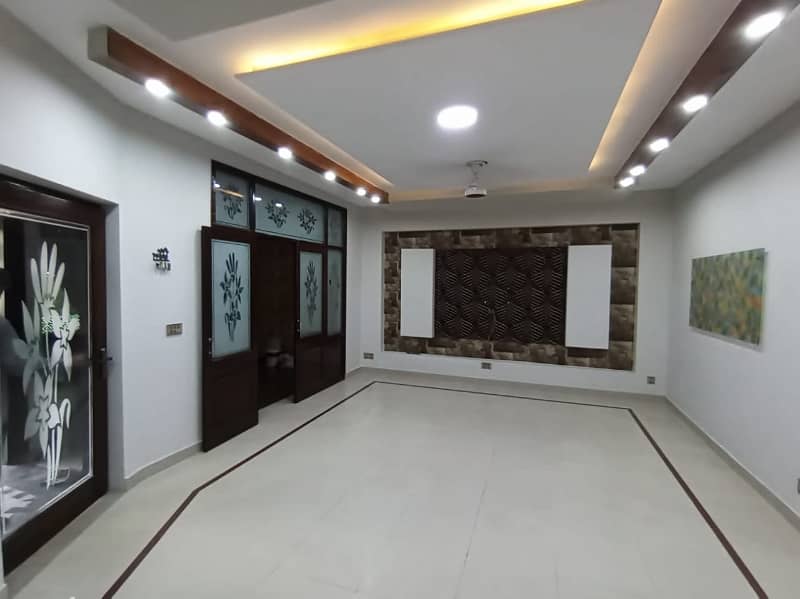 8 MARLA HOUSE For SALE Main Boulevard In BAHRIA TOWN Lahore 5