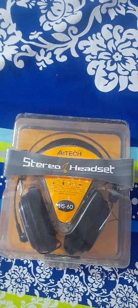 Headset 0