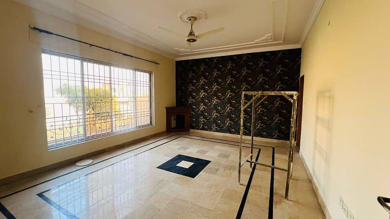1 Kanal Double Storey Double Unit House Available For Sale In Gulshan Abad. 16