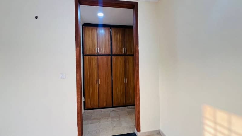 1 Kanal Double Storey Double Unit House Available For Sale In Gulshan Abad. 31