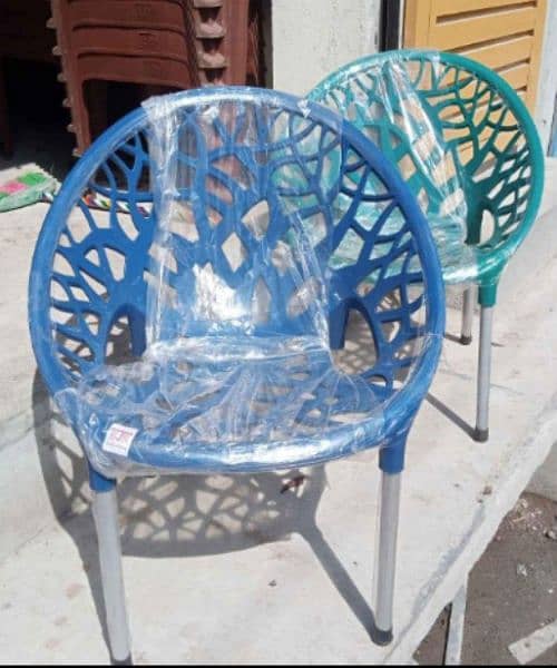 Chair pure Plastic Good quality 3