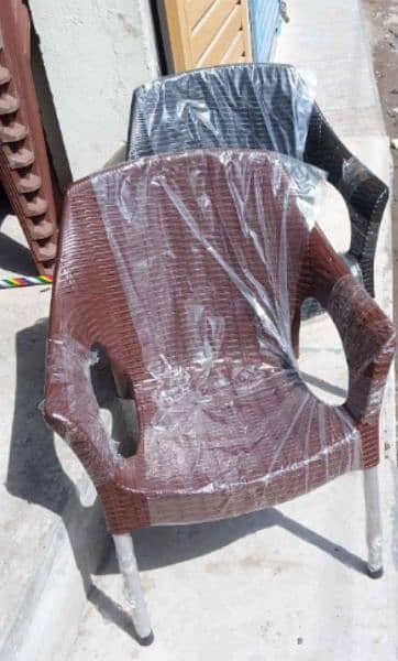 Chair pure Plastic Good quality 5