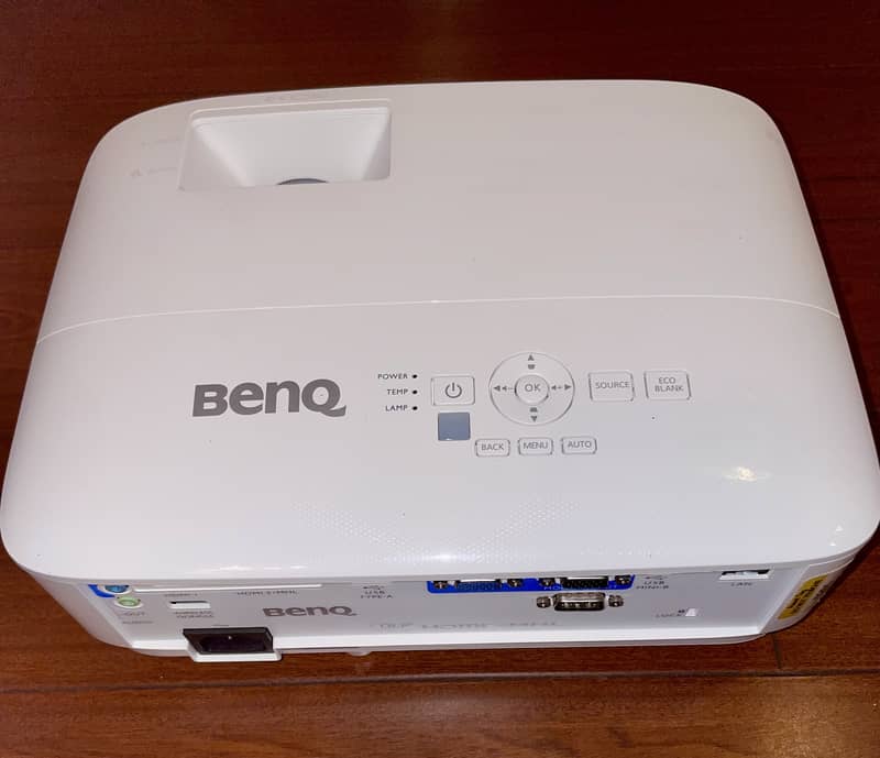 BENQ MW732 | 4000AL WXGA Network Business Projector 1