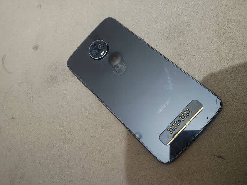 Motorola Z3 only serious buyers contact please 2