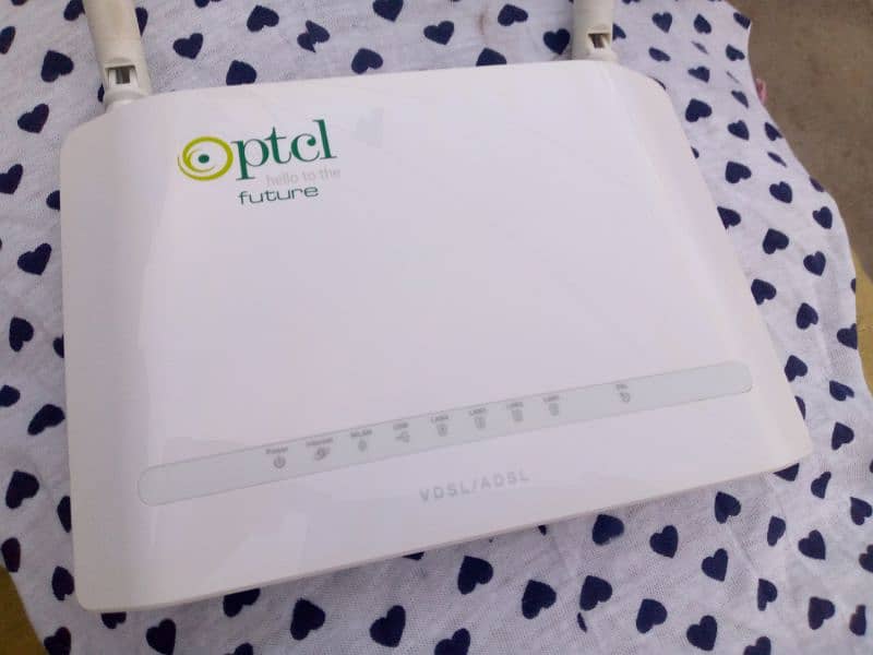 PTCL Router D-Link G-225 Used Condition in best 0