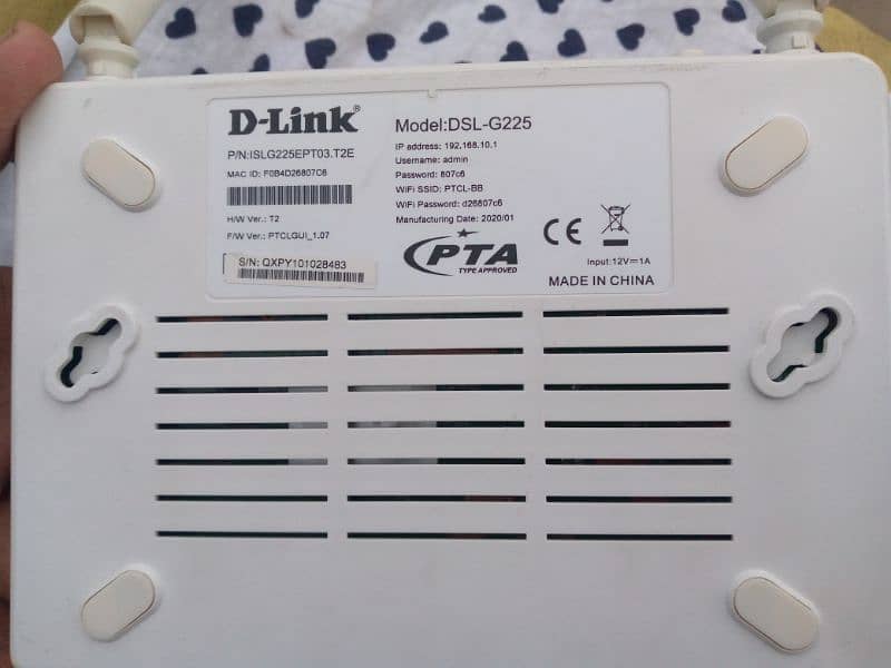 PTCL Router D-Link G-225 Used Condition in best 2