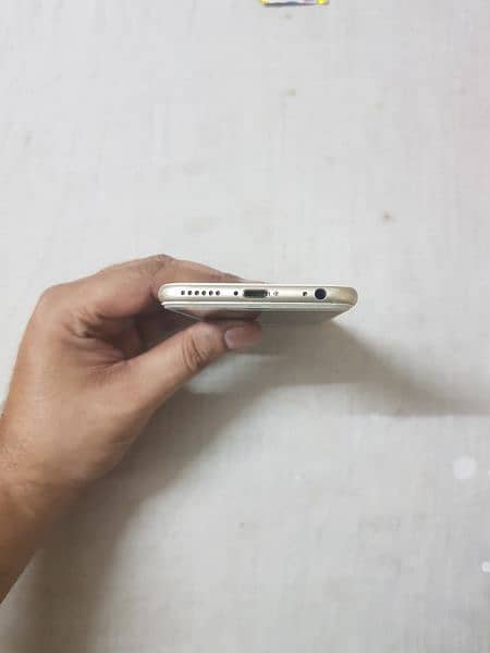 iPhone 6s 64 Gb Pta Approved Read Ad Carefully 3