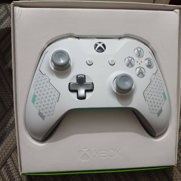 Xbox Series X Controller Sport White 2