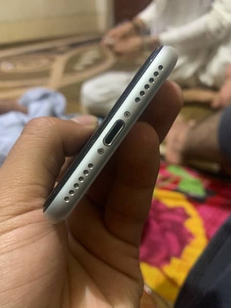 IPhone  SE2020 PTA approved 4