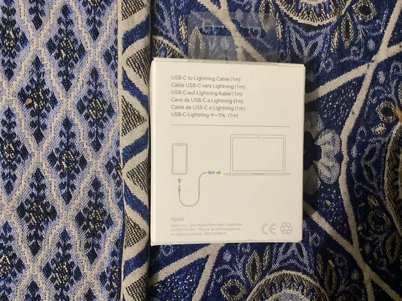 BOX PACKED APPLE 20W Charger +BOX PACKED APPLE USB -lightng port cable 5