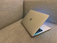 MacBook Air 2019 in Neat & Clean Condition