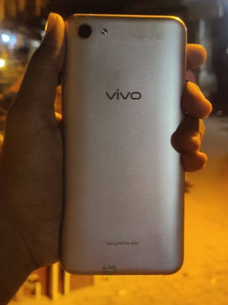 ViVo  V5s 0