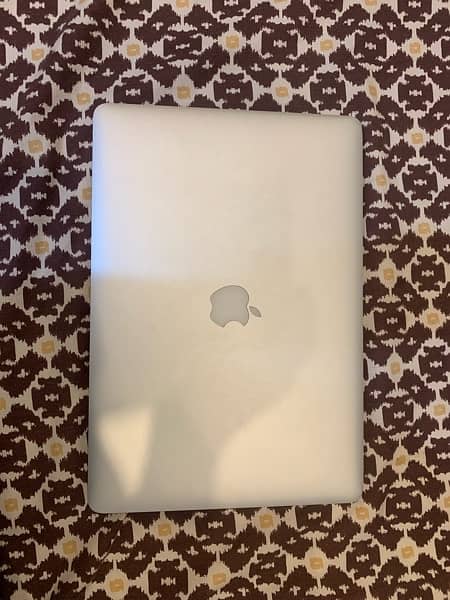 MacBook Pro 15 inch retina display with 2 gb graphic card 0