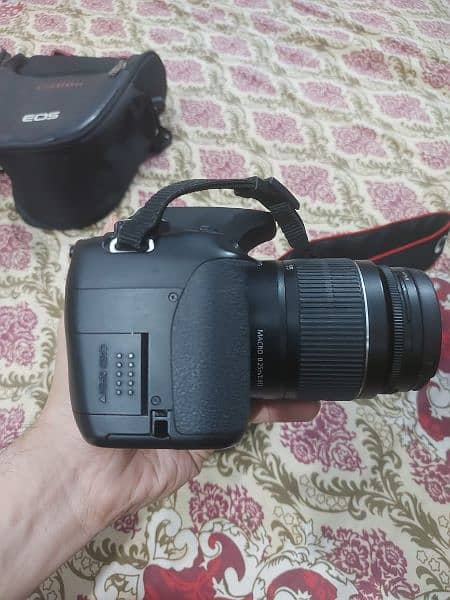 Canon EOS 650D Camera 2