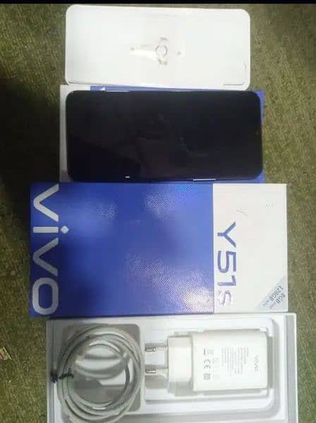 I have selling my cellphone VivoY51s 8GB Ram 128Gb  03482106128 whatap 3
