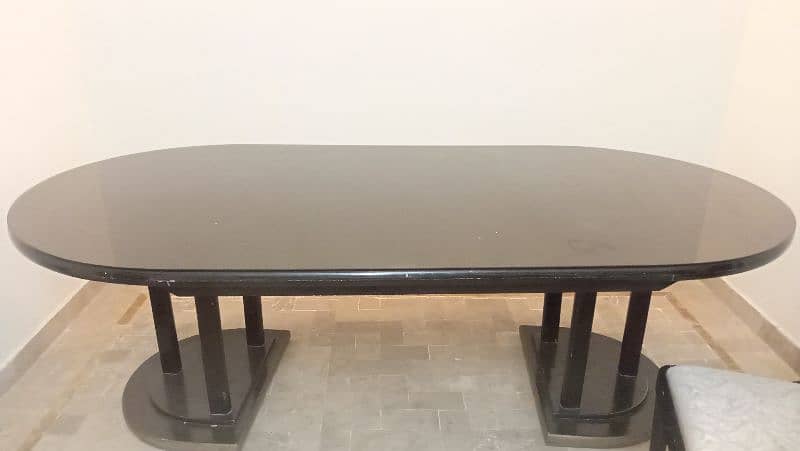 black wooden dining table 6chairs excellent condition price nigotiable 2