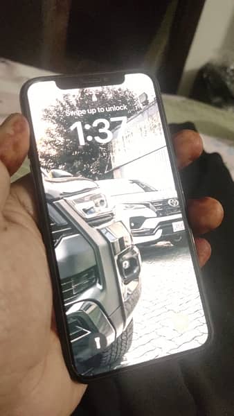 iphone x  factory unlock pta aprovedd for urgent sale… 4