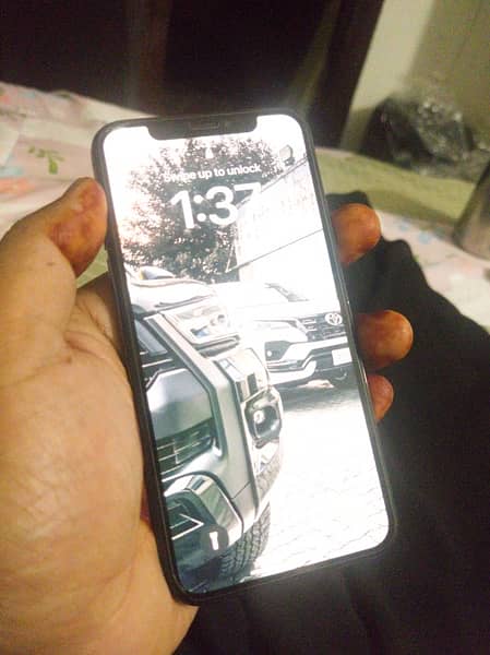 iphone x  factory unlock pta aprovedd for urgent sale… 5