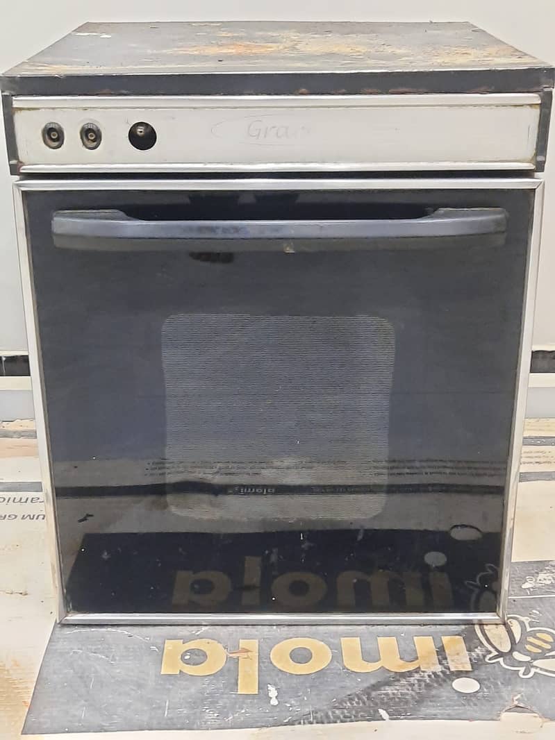 Oven (Gas & Electric) 0