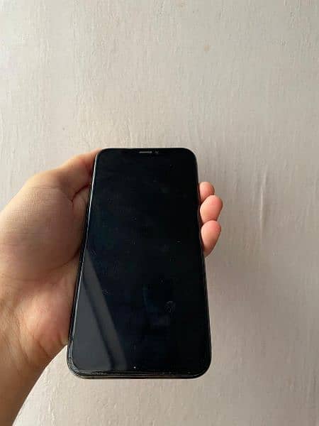 IPHONE XS EXCELLENT CONDITION 1