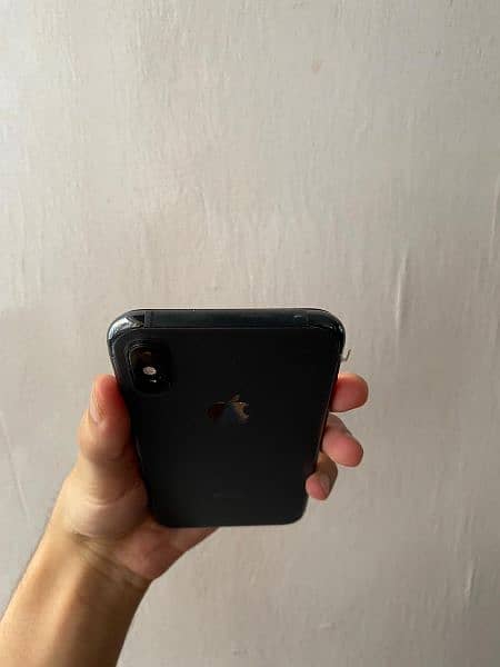 IPHONE XS EXCELLENT CONDITION 3