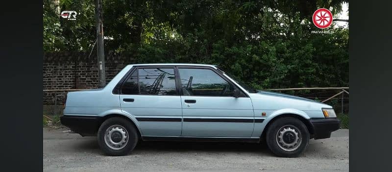 Toyota COROLLA GL 1986 MODEL UK IMPORT IN ITS OWN 12 VALVE ENGINE 3