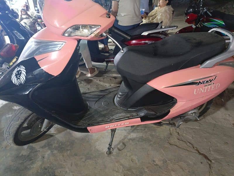 united scooter 100cc available contact#0316 4797995# 13