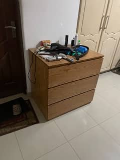 Drawers 4x 2 ft