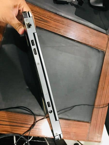 Dell Laptop E7240 4