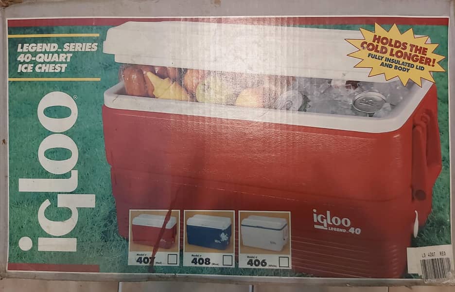 IGLOO 40-QUART ICE CHEST FOR SELL LIKE  BRAND NEW 0