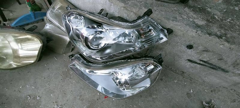 Nissan wingroad 2008 headlights 2