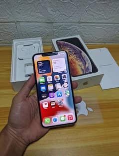 iphone xs max pta approved contact  03073909212 and WhatsApp