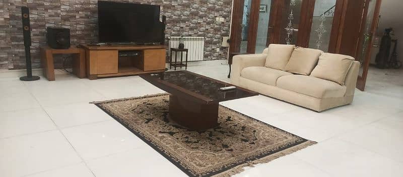 2 Kanal vip beautiful furnished house for rent in bahria town lahore 2