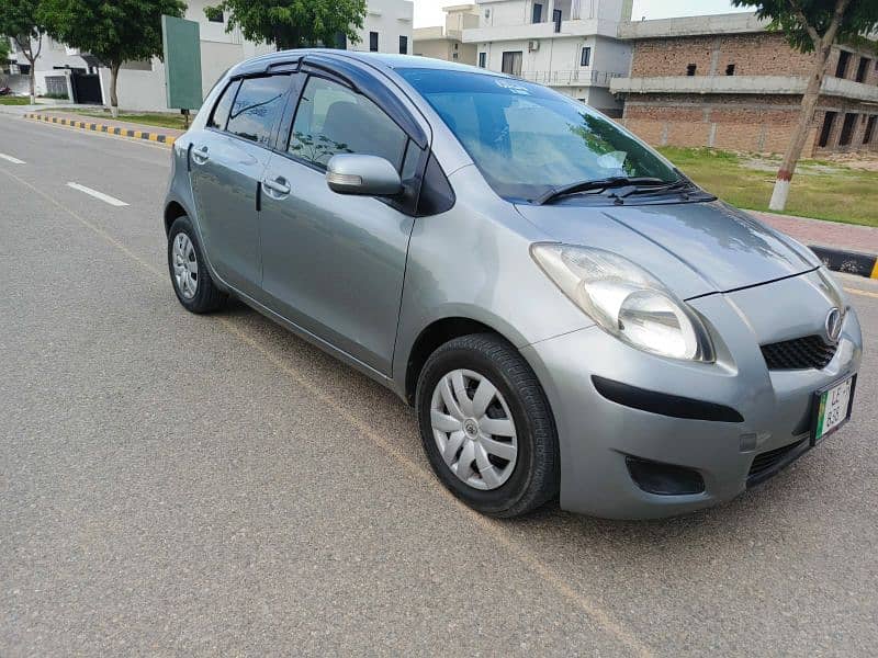 2009/2011 vitz B intelligent Package for sale in super mint condition 2