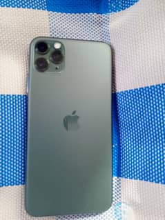 iPhone 11por max 64gb non pta jv condition turn by 10 water pack
