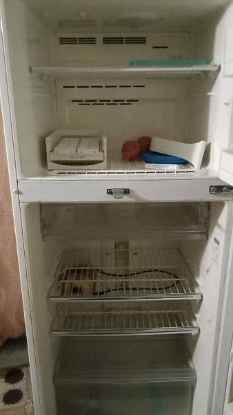 Frige for sale 1