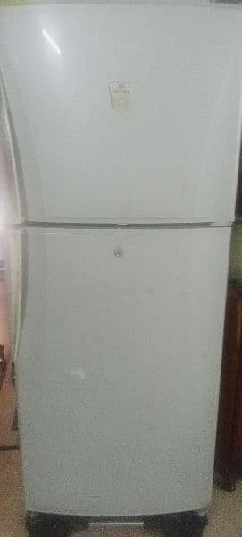 Dawlance fridge 0