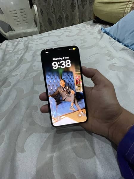 iPhone XS Max 256gb (PTA Approved) 4