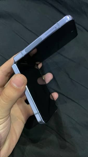 Samsung Z flip 4 6