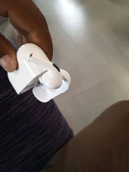 Airpods pro 2 2nd generation 3
