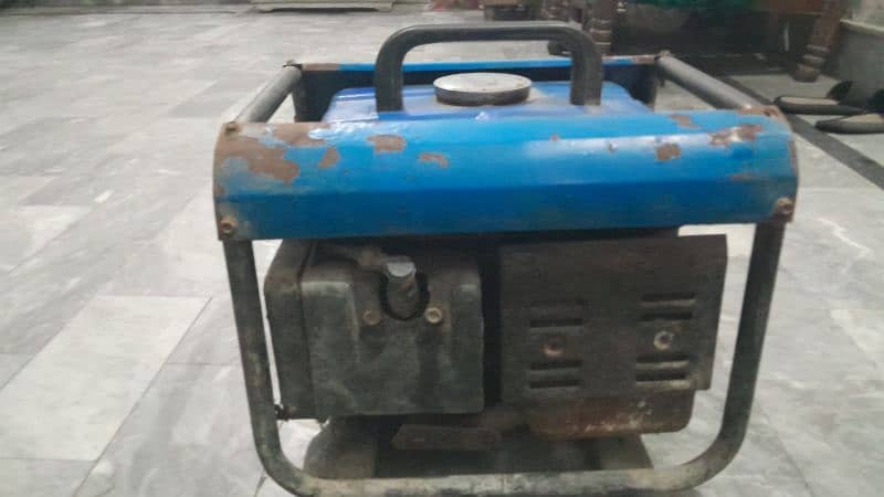 small generator for sale urgently 4