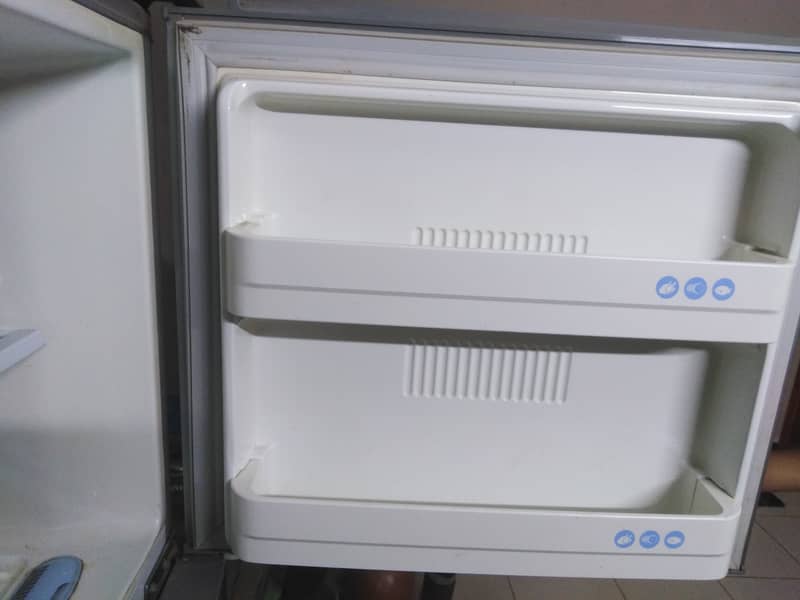 Refrigerato, model 392QK 2