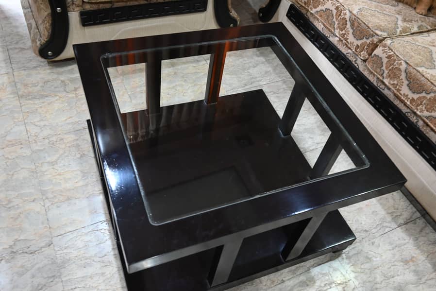 Corner Table and Center Table (2 Side Table and One Center Table) 2