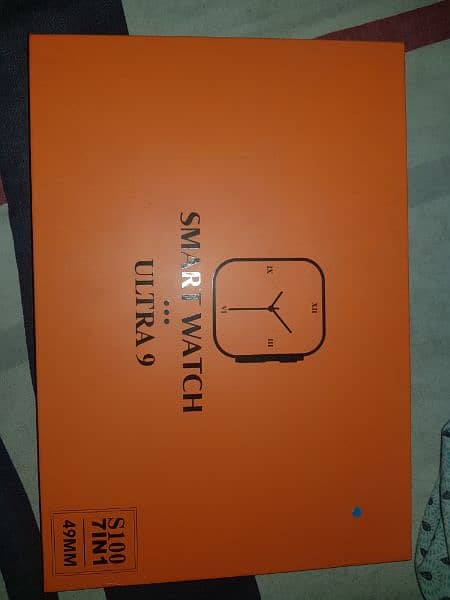 S100 7 STRAPS smart watch only 2 weeks used 4